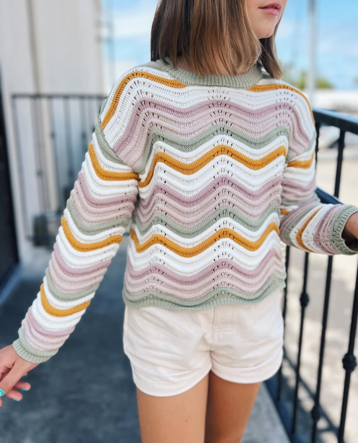 Wavy Knit Pull-Over
