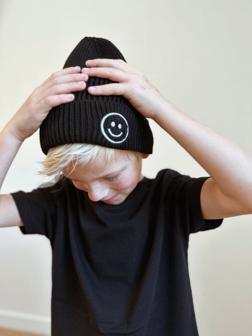 Smiley Beanie | Solid