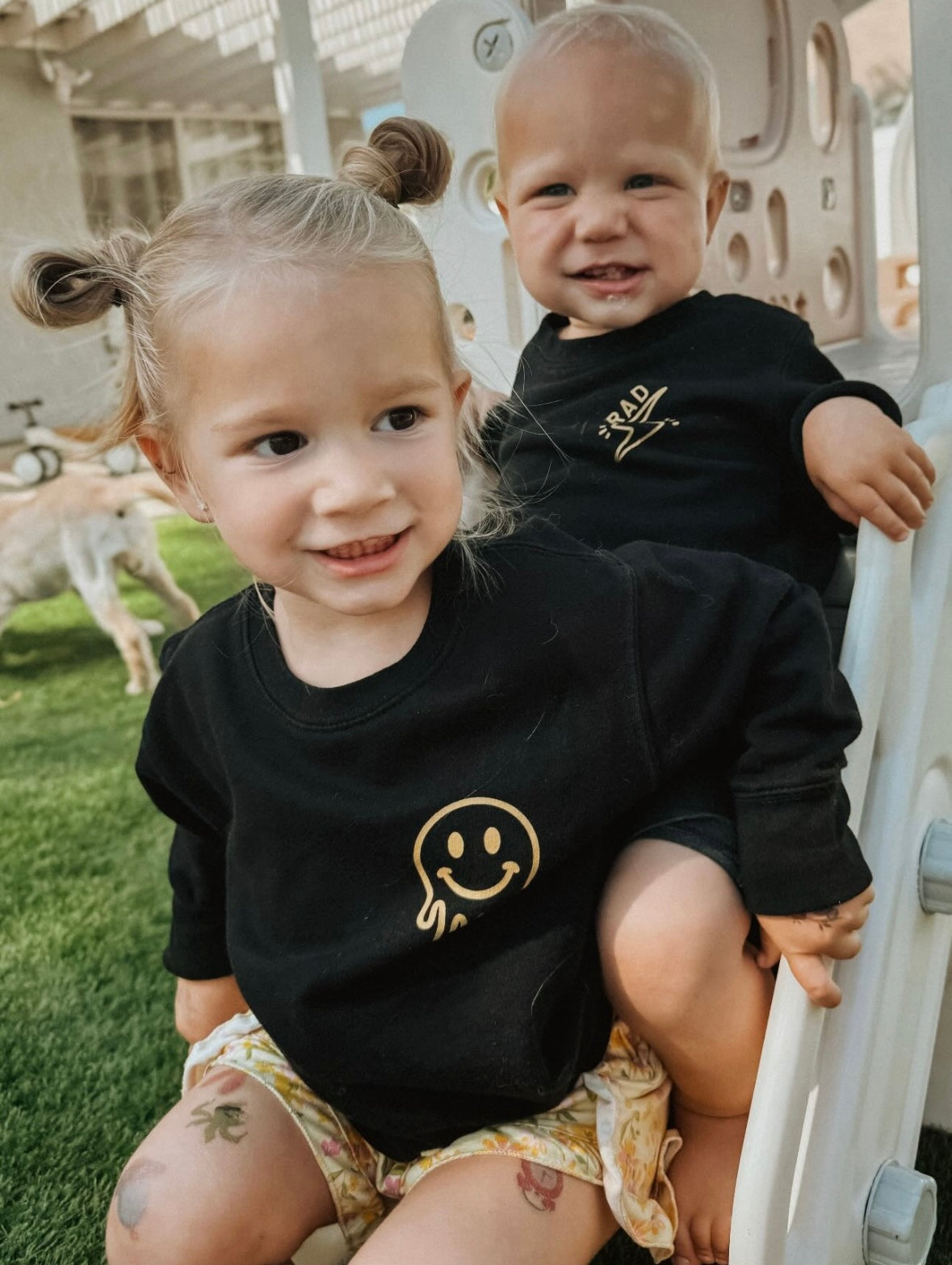 Smiley Drip Pullover